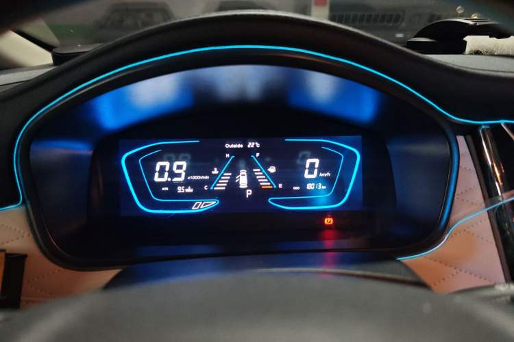 Used CHANGAN OSHAN Cosmos 2022 1.5T Automatic Business Model Instrument Cluster