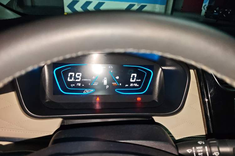 Used CHANGAN OSHAN Cosmos 2022 1.5T Automatic Business Model Instrument Cluster