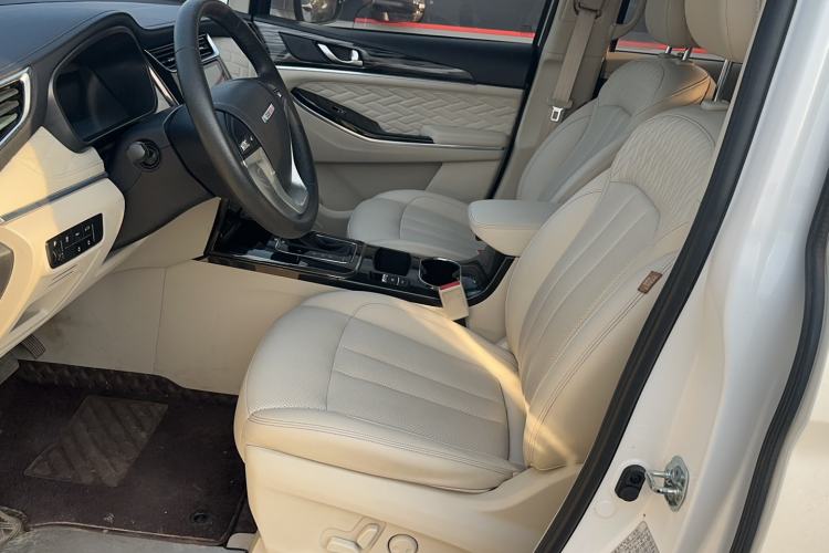 Used CHANGAN OSHAN Cosmos 2022 1.5T Automatic Business Model Interior 1