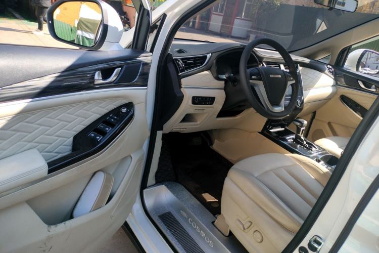 Used CHANGAN OSHAN Cosmos 2022 1.5T Automatic Business Model Interior 3