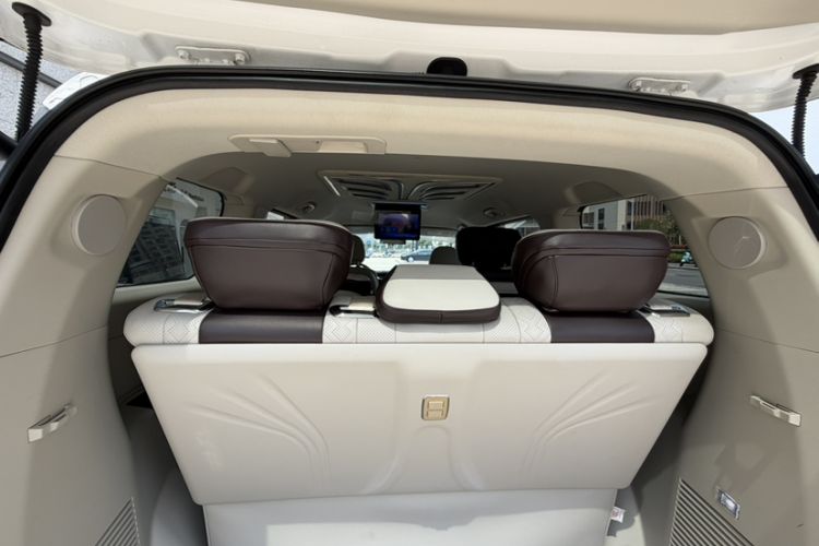 Used CHANGAN OSHAN Cosmos 2022 1.5T Automatic Business Model Interior 5