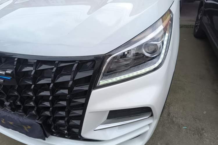 Used CHANGAN OSHAN Cosmos 2022 1.5T Automatic Business Model Left Front Headlight