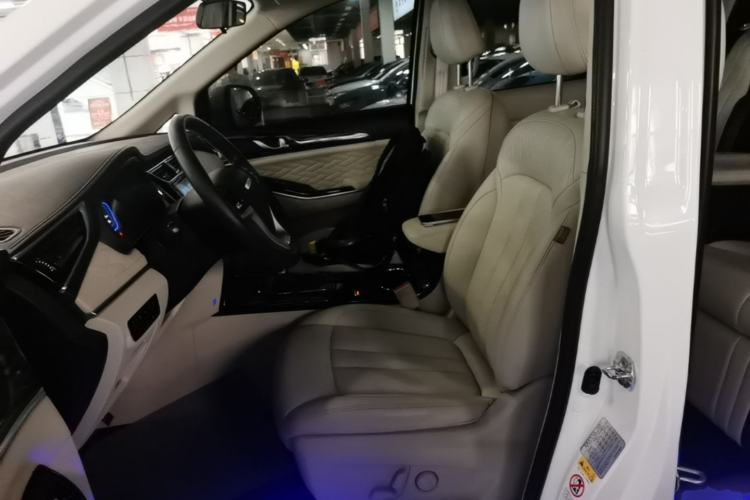 Used CHANGAN OSHAN Cosmos 2022 1.5T Automatic Business Model Left Front Seat
