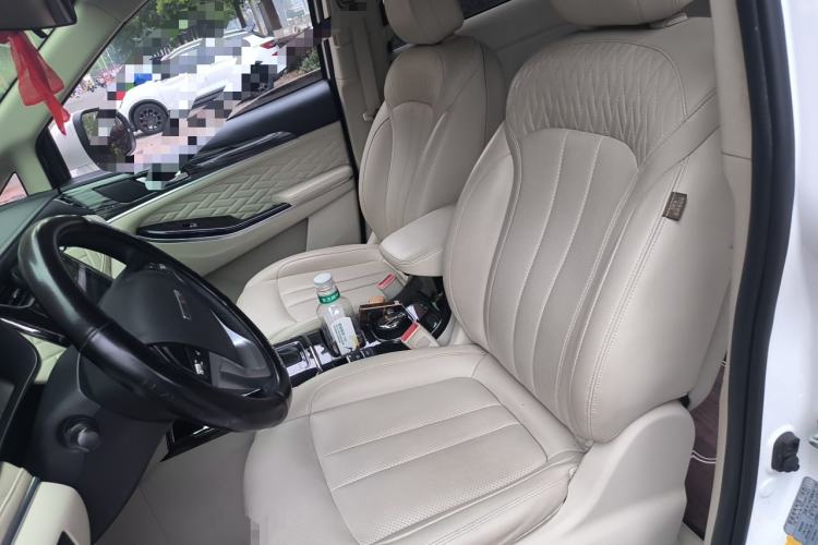 Used CHANGAN OSHAN Cosmos 2022 1.5T Automatic Business Model Left Front Seat