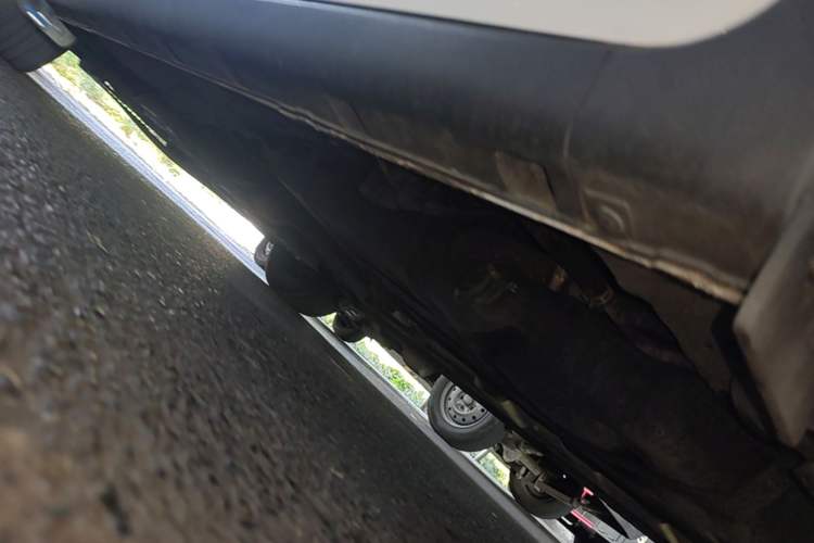 Used CHANGAN OSHAN Cosmos 2022 1.5T Automatic Business Model Left Side Sill