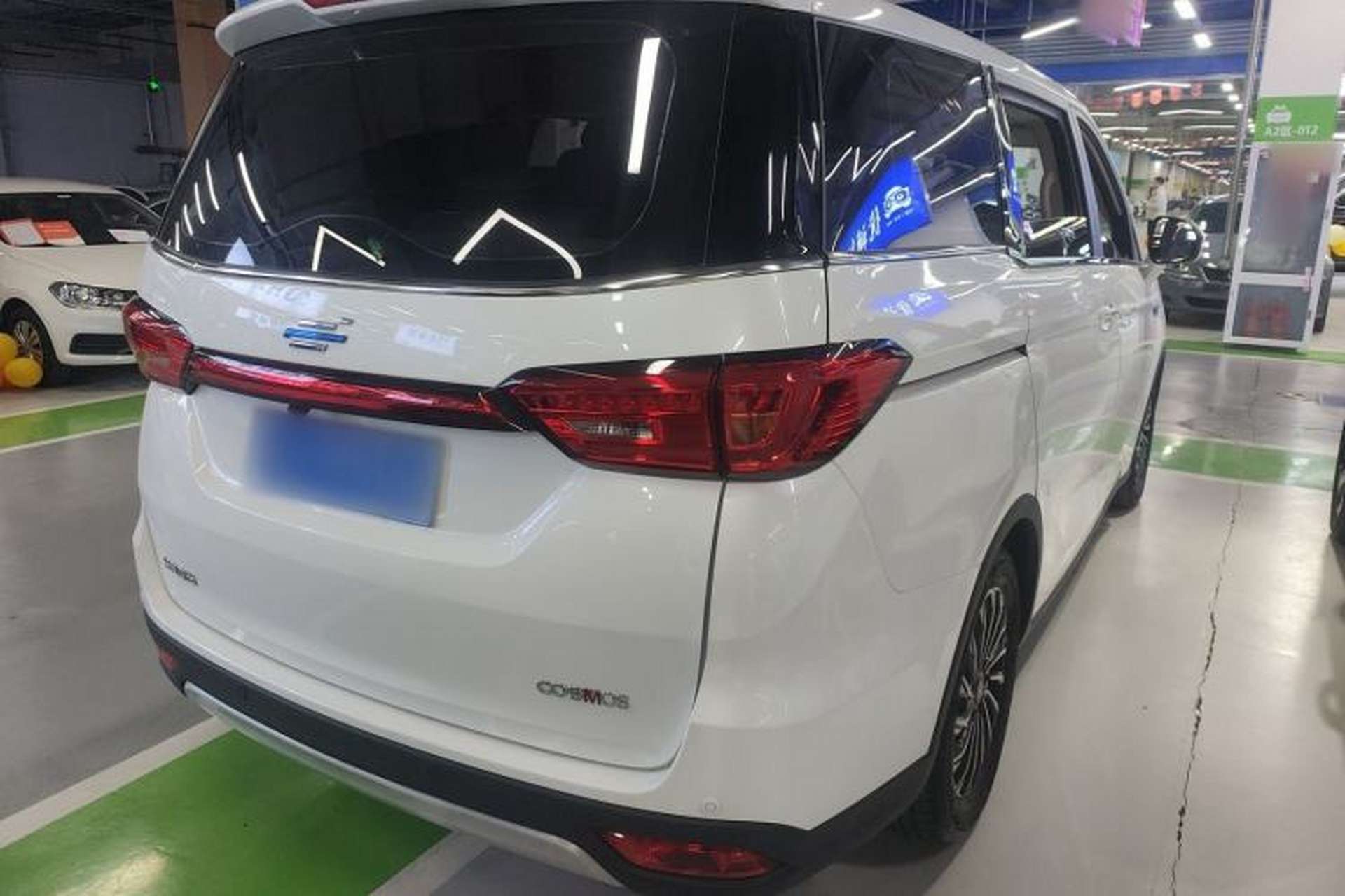 Used CHANGAN OSHAN Cosmos 2022 1.5T Automatic Business Model Rear Right 45 Deg