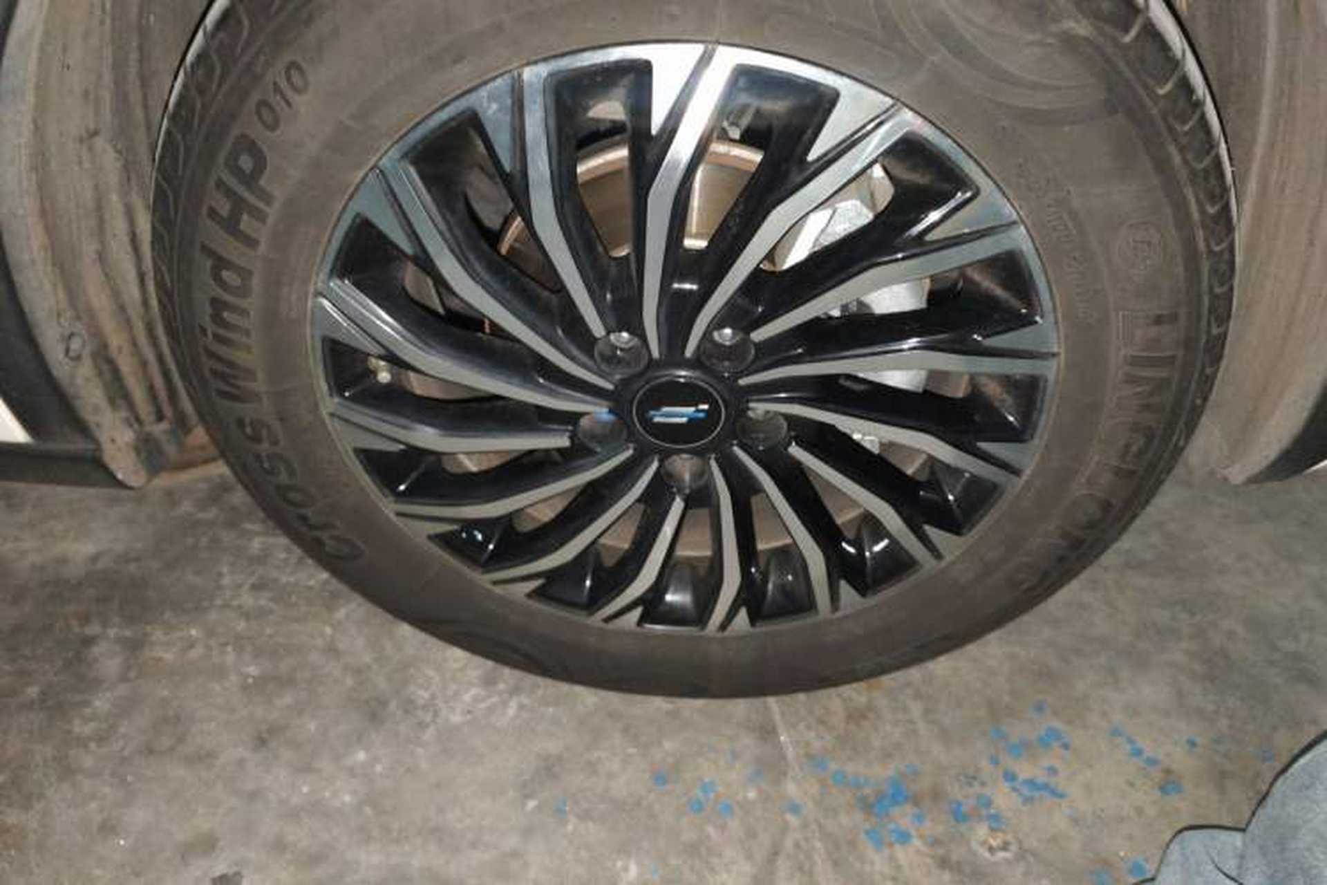 Used CHANGAN OSHAN Cosmos 2022 1.5T Automatic Business Model Right Front Wheel Hub