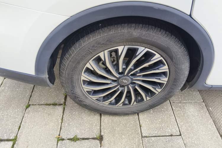 Used CHANGAN OSHAN Cosmos 2022 1.5T Automatic Business Model Right Rear Wheel Hub