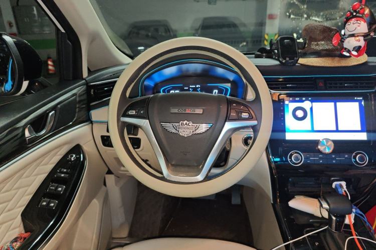 Used CHANGAN OSHAN Cosmos 2022 1.5T Automatic Business Model Steering Wheel