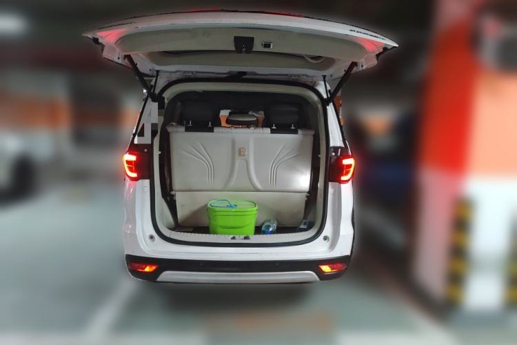Used CHANGAN OSHAN Cosmos 2022 1.5T Automatic Business Model Trunk