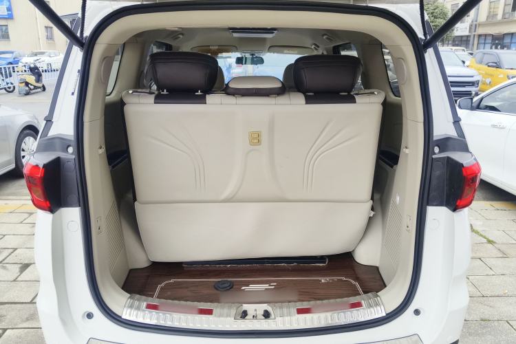 Used CHANGAN OSHAN Cosmos 2022 1.5T Automatic Business Model Trunk