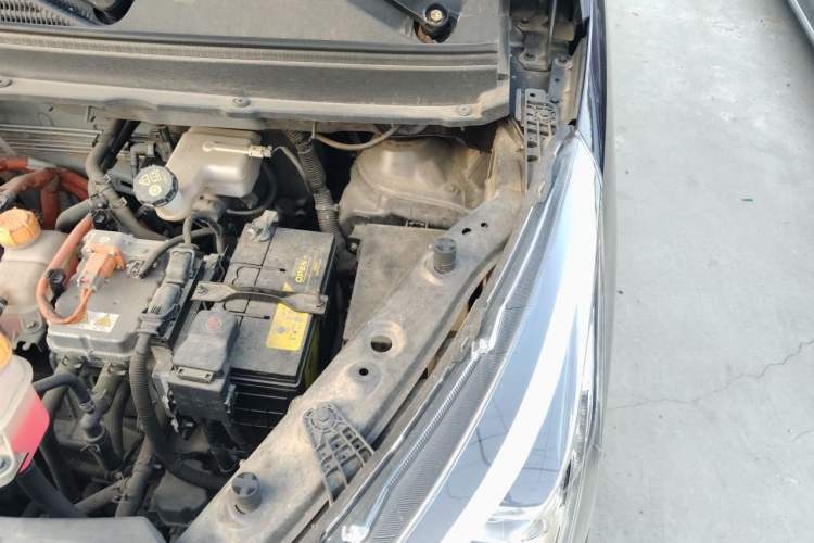 Used CHANGAN OSHAN Cosmos EV 2020 LingShang Model Engine Bay Left