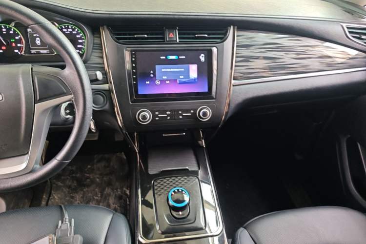 Used CHANGAN OSHAN Cosmos EV 2020 LingShang Model Audio And AC Panel