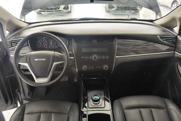 Used CHANGAN OSHAN Cosmos EV 2020 LingShang Model Center Console