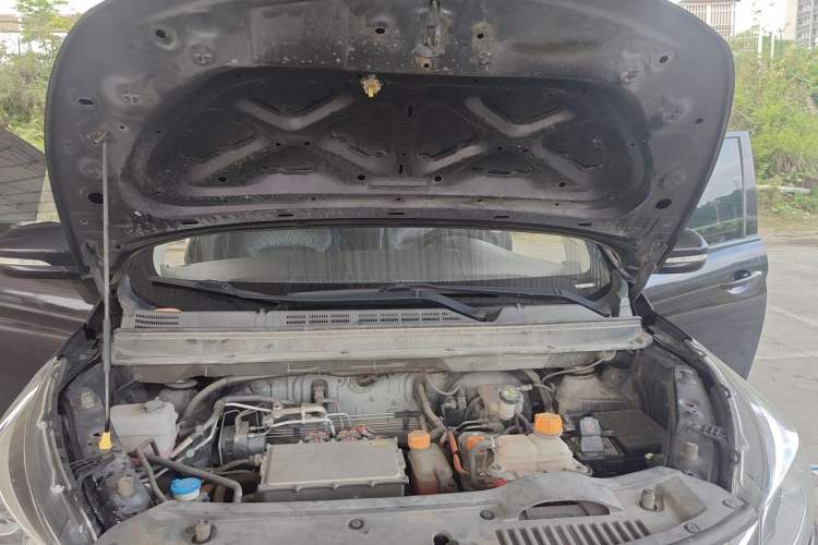 Used CHANGAN OSHAN Cosmos EV 2020 LingShang Model Engine Bay