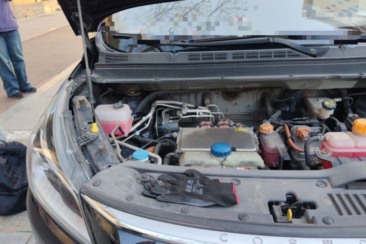Used CHANGAN OSHAN Cosmos EV 2020 LingShang Model Engine Bay Right