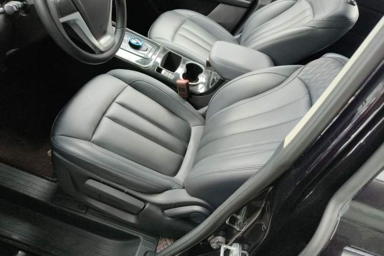 Used CHANGAN OSHAN Cosmos EV 2020 LingShang Model Left Front Seat