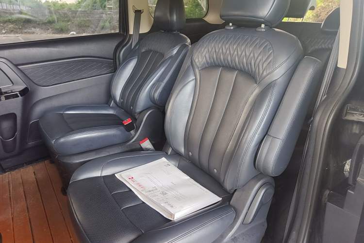 Used CHANGAN OSHAN Cosmos EV 2020 LingShang Model Left Rear Seat