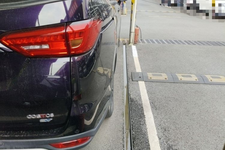 Used CHANGAN OSHAN Cosmos EV 2020 LingShang Model Right Rear Taillight