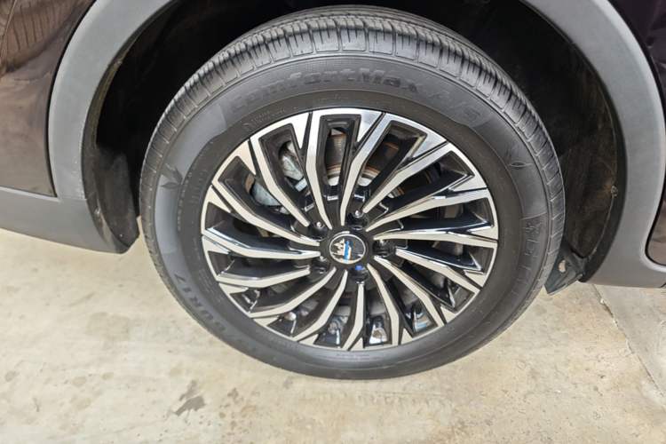 Used CHANGAN OSHAN Cosmos EV 2020 LingShang Model Right Rear Wheel Hub
