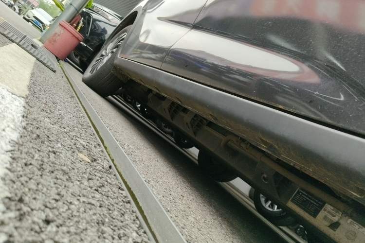 Used CHANGAN OSHAN Cosmos EV 2020 LingShang Model Right Side Sill