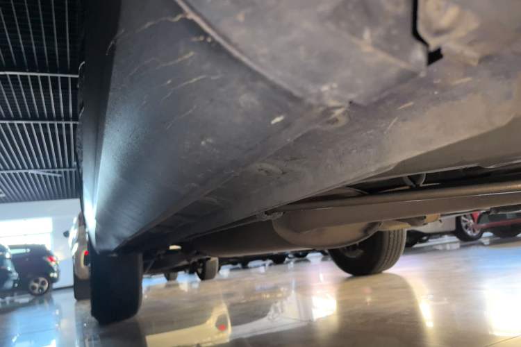 Used CHANGAN OSHAN COSPro 2021 1.5T Automatic Flagship 7-Seater Right Side Sill