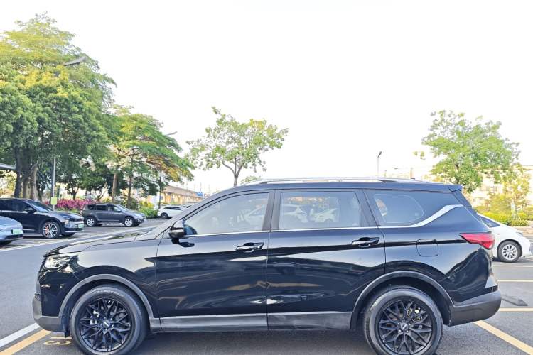 Used CHANGAN OSHAN COSPro 2021 1.5T Automatic Flagship 7-Seater Exterior 4