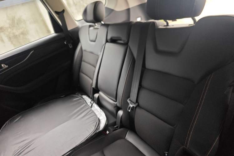 Used CHANGAN OSHAN COSPro 2021 1.5T Manual Luxury 5-Seater Left Rear Seat