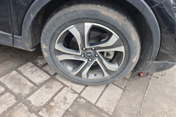 Used CHANGAN OSHAN COSPro 2021 1.5T Automatic Flagship 7-Seater Right Front Wheel Hub
