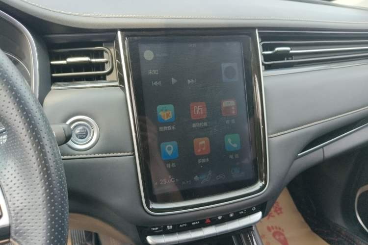Used CHANGAN OSHAN COSPro 2021 1.5T Automatic Flagship 7-Seater Audio And AC Panel