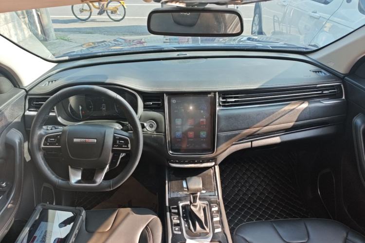 Used CHANGAN OSHAN COSPro 2021 1.5T Automatic Flagship 7-Seater Center Console