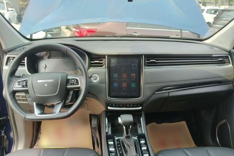 Used CHANGAN OSHAN COSPro 2021 1.5T Automatic Flagship 7-Seater Center Console