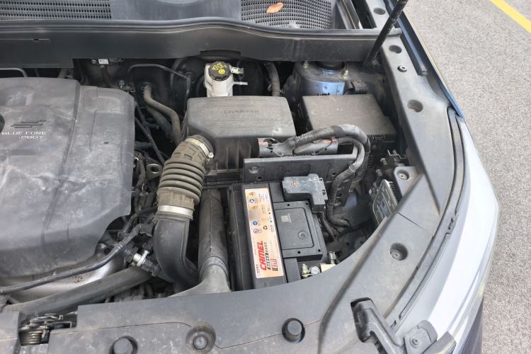Used CHANGAN OSHAN COSPro 2021 1.5T Automatic Flagship 7-Seater Engine Bay Left