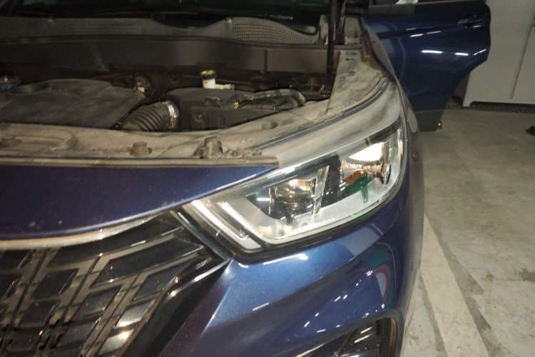 Used CHANGAN OSHAN COSPro 2021 1.5T Automatic Flagship 7-Seater Engine Bay Left