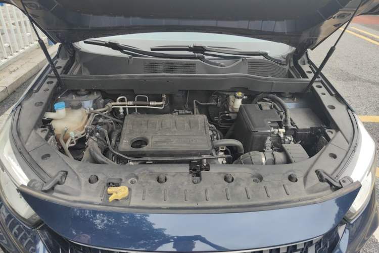 Used CHANGAN OSHAN COSPro 2021 GT 2.0T Automatic Flagship 7-Seater Engine Bay