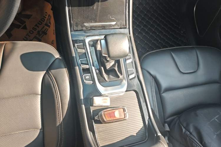 Used CHANGAN OSHAN COSPro 2021 1.5T Automatic Flagship 7-Seater Gear Lever