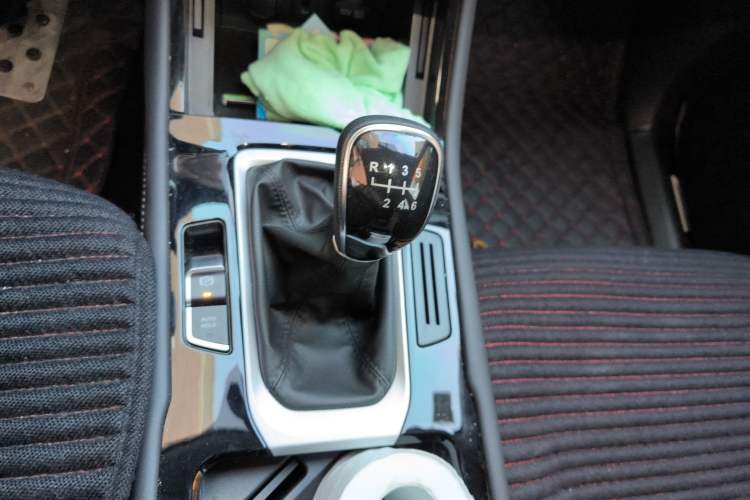 Used CHANGAN OSHAN COSPro 2021 1.5T Manual Flagship Model with 6 Seats Gear Lever