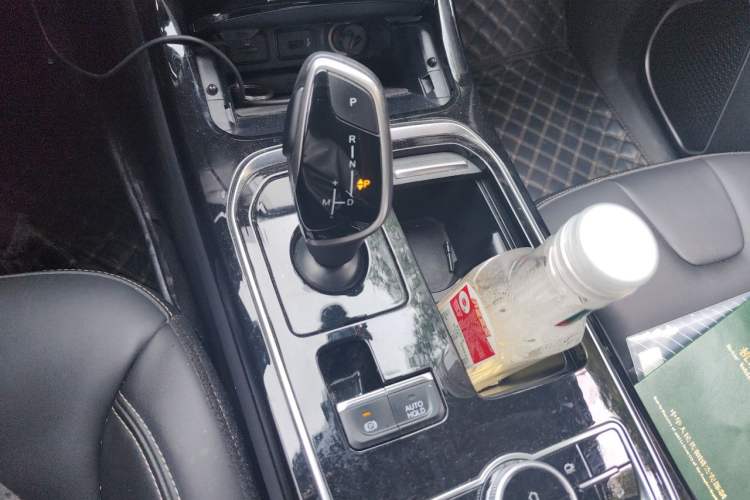 Used CHANGAN OSHAN COSPro 2021 GT 2.0T Automatic Flagship 7-Seater Gear Lever