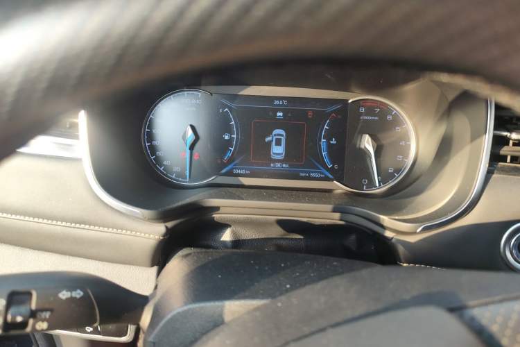 Used CHANGAN OSHAN COSPro 2021 1.5T Manual Flagship 7-Seater Instrument Cluster