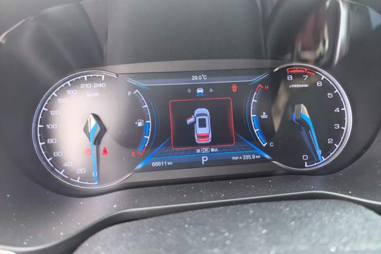 Used CHANGAN OSHAN COSPro 2021 1.5T Automatic Flagship 7-Seater Instrument Cluster