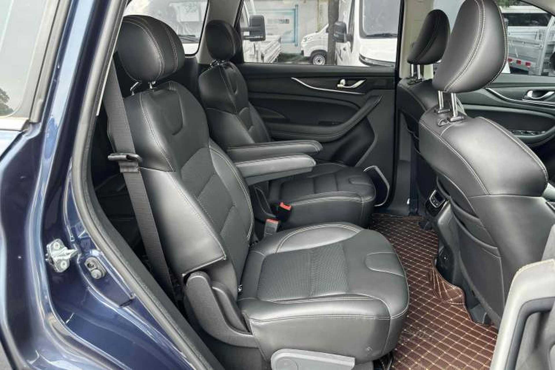 Used CHANGAN OSHAN COSPro 2021 1.5T Automatic Flagship 7-Seater Interior 4