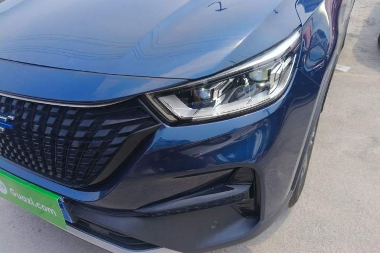 Used CHANGAN OSHAN COSPro 2021 1.5T Automatic Flagship 7-Seater Left Front Headlight