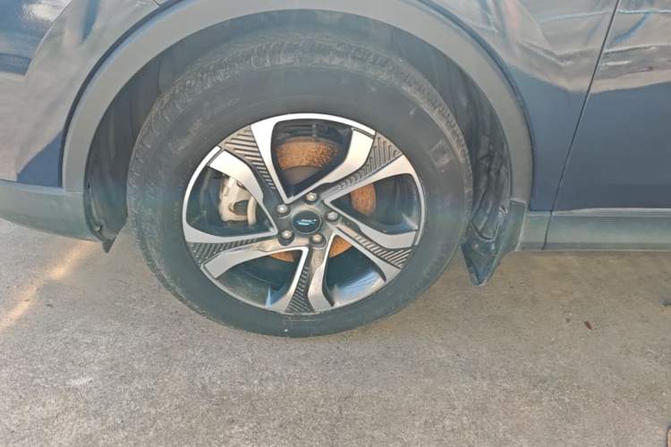 Used CHANGAN OSHAN COSPro 2021 1.5T Automatic Flagship 7-Seater Left Front Wheel Hub