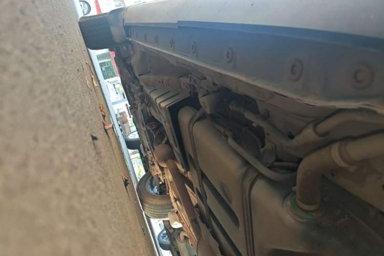 Used CHANGAN OSHAN COSPro 2021 1.5T Automatic Flagship 7-Seater Left Side Sill