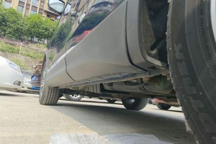 Used CHANGAN OSHAN COSPro 2021 1.5T Automatic Flagship 7-Seater Left Side Sill