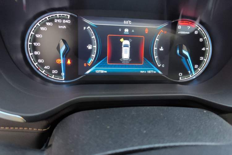 Used CHANGAN OSHAN COSPro 2021 1.5T Manual Flagship Model with 6 Seats Odometer Close Up