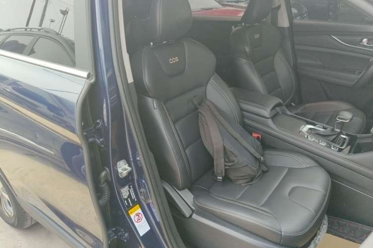 Used CHANGAN OSHAN COSPro 2021 1.5T Automatic Flagship 7-Seater Right Front Seat