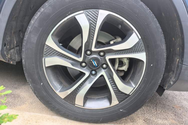 Used CHANGAN OSHAN COSPro 2021 1.5T Automatic Flagship 7-Seater Right Front Wheel Hub