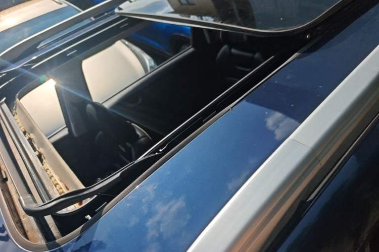 Used CHANGAN OSHAN COSPro 2021 1.5T Automatic Flagship 7-Seater Roof