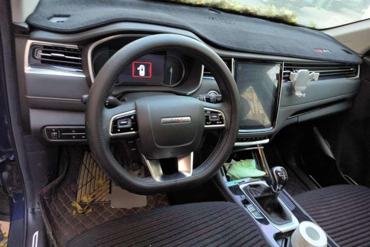 Used CHANGAN OSHAN COSPro 2021 1.5T Manual Flagship Model with 6 Seats Steering Wheel